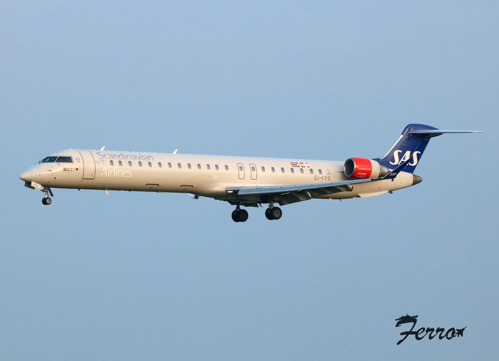Bombardier CRJ-900